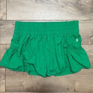FREE PEOPLE 💚 Heart Rate Shorts in Green Size Large